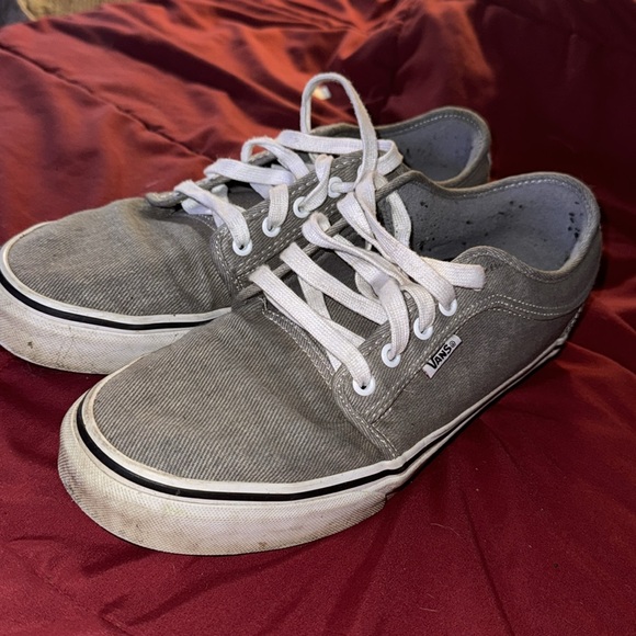 Vans - Picture 4 of 4